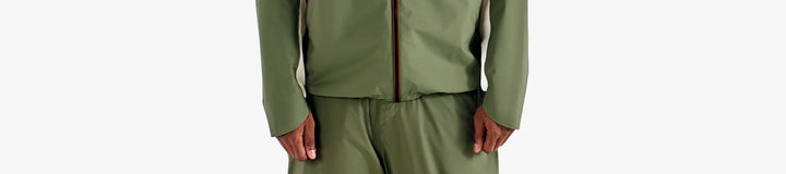 CLOUD BURST FORAGING RAIN JACKET